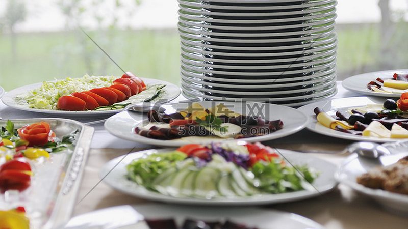 休闲食品原料供应商：如何精准寻源，保障品质？**